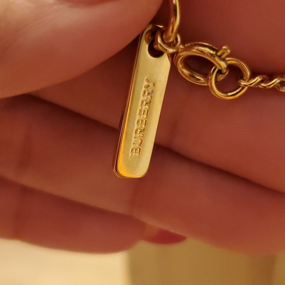 Authentic Burberry necklace - Picture 8 of 10